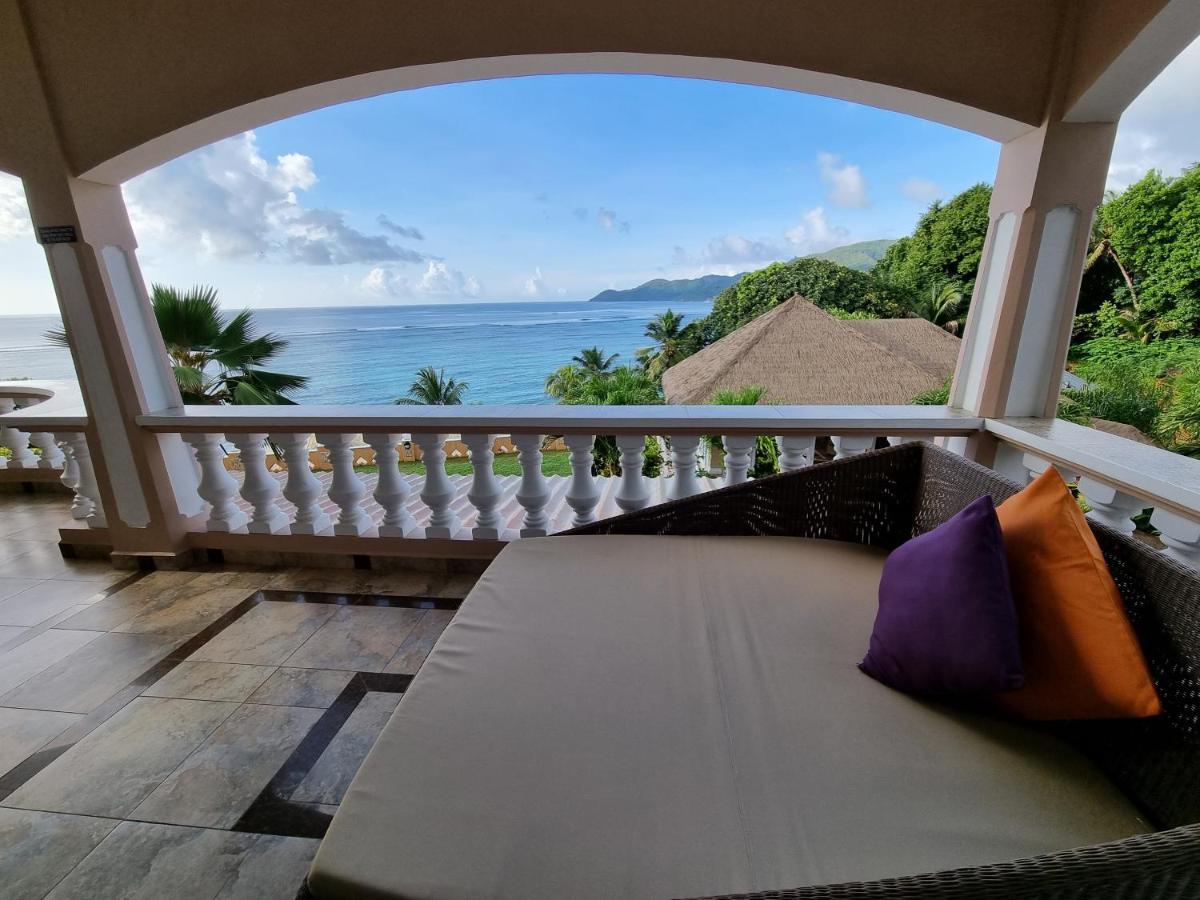 Au Fond De View